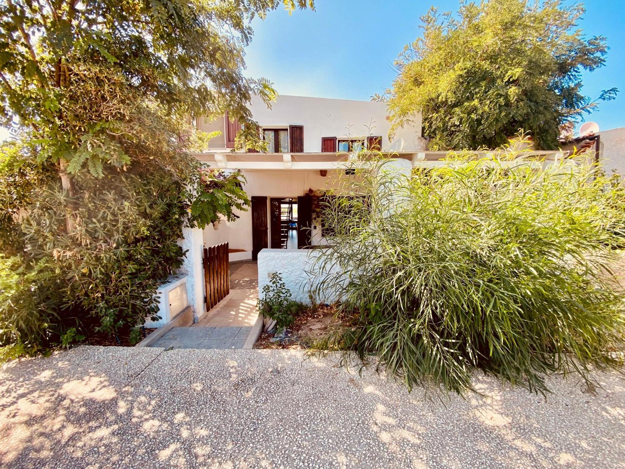A.I.R. Villa Marinedda Isola Rossa Exterior photo
